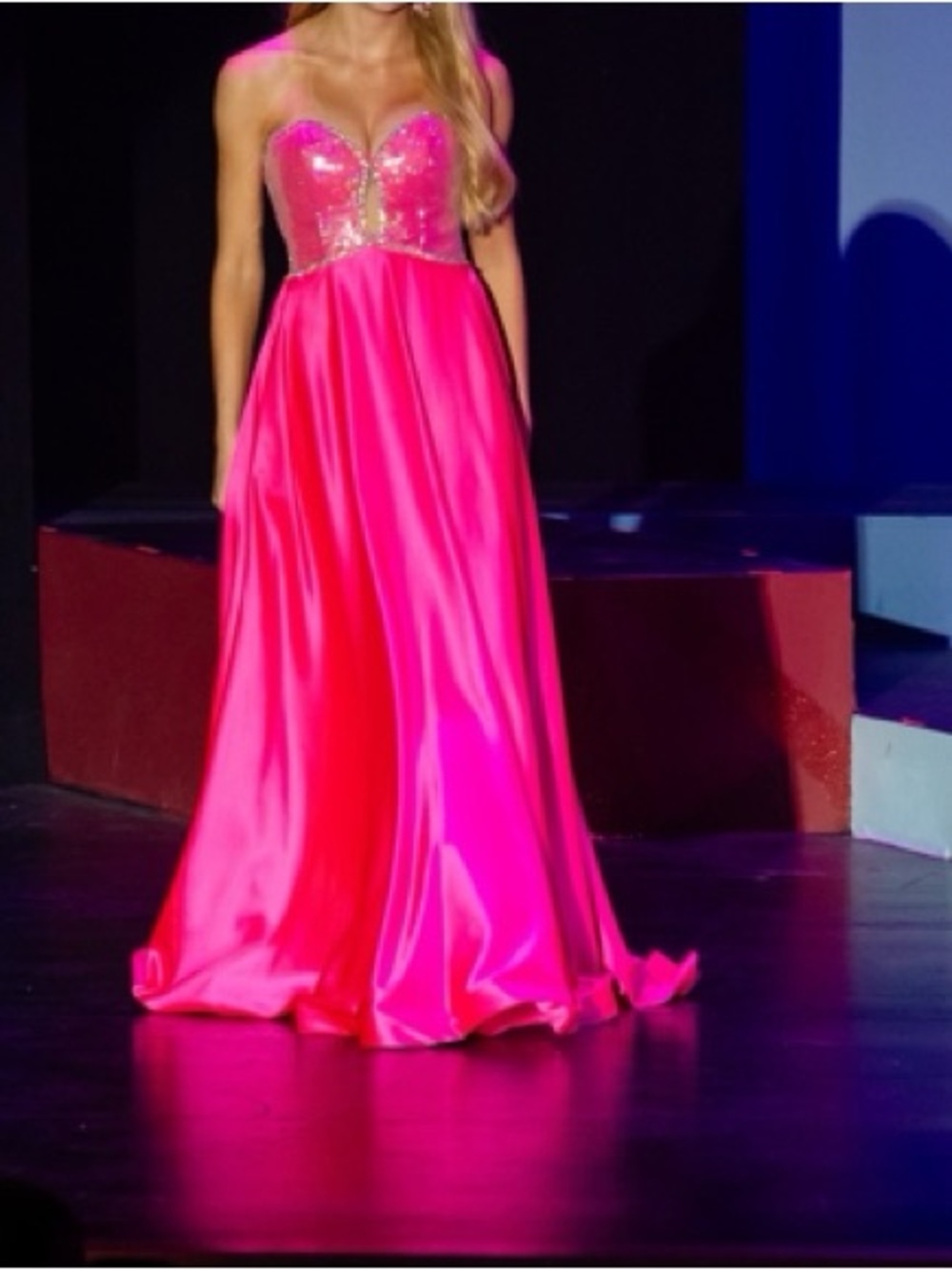 Elegant Pink Sequin Prom Dress
